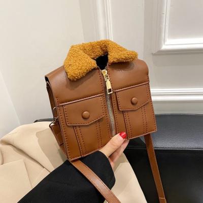 China Lady Sling Tote Saddle Women Handbag Shoulder PU Leather Messenger Bag Autumn Winter Fashion Creative Simulation Fur Collar PORTABLE Suit for sale