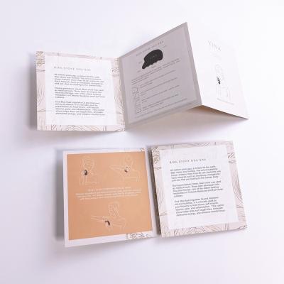 China Jewelry Packaging Customized Flyers Good Quality Catalog Booklet Printing Outdoor Brochure Holder for sale
