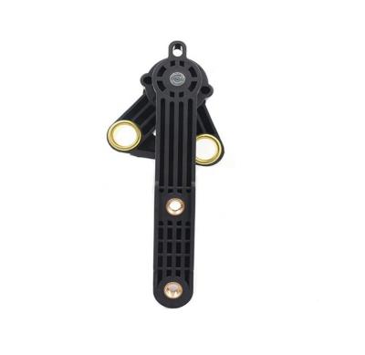 China Truck Height Sensor Leveling Valve For DAF SCANIA OEM 5010422344 1495828 4410501010 for sale