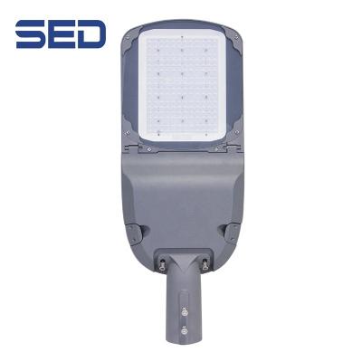 China Way High Speed Best Selling CCT Lights Street Light 150W Outdoor Switch 3000K/4000K/5000K IP65 LED Street Light for sale