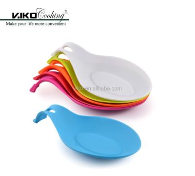 China Viable Silicone Spoon Rest Silicone Spoon Rest Counter Spatula Holder Stovetop Spoon Rest For Stove Top for sale