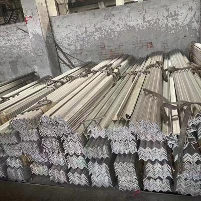 China SS 201 Angle Size 50*50*5 Hot Rolled 201 Stainless Steel Angle Bar Sizes 3# 4# 5# 6# NO 1 Surface for sale