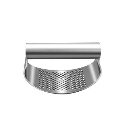 China Sustainable Multifunctional kitchen tools 304 stainless steel garlic press manual ginger garlic masher garlic masher for sale