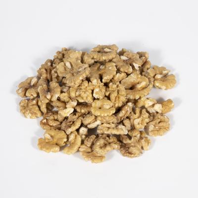 China Chinese Fresh Supply 2021 Type 185 Dry Raw Extra Light Quart Walnut Kernel for sale