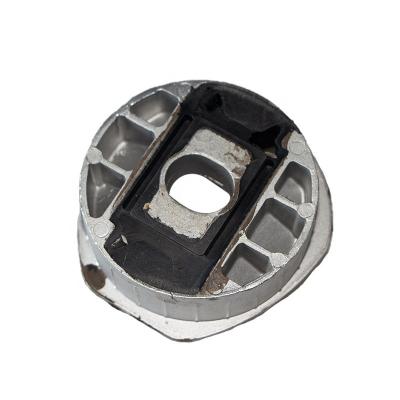 China Rubber Iron SENP OEM 4D0399415K Suspension Arm Bushing For Audi A8 A8/S8 Quattro 2004-2007 High Quality Control Arm Bushing 4D0 399 415K for sale
