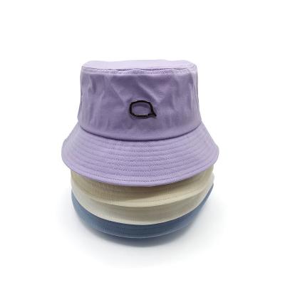 China Dobby OEM Customized Fisherman Hat Fashion Metal Patch Simple Logo Custom Women Purple White Bucket Hat for sale