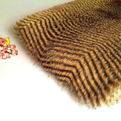 China China Factory Supply Automatic Upholstery Directly Stretching Long Pile Plush Faux Fur Mink Plush Fox Fur Artificial Fabrics for sale