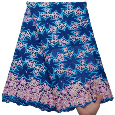China 2765 Flower African Swiss Jacquard Embroidery Fabric Fashion Tissu QUICK DRY Soft Voile Cotton Lace Fabrics With Stones For Bridal Dress for sale