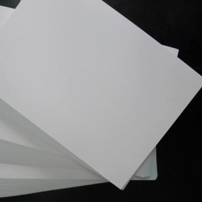 中国 多彩できれいな80gsmを印刷する20s滑らかさ200gsm A4のコピー用紙 販売のため