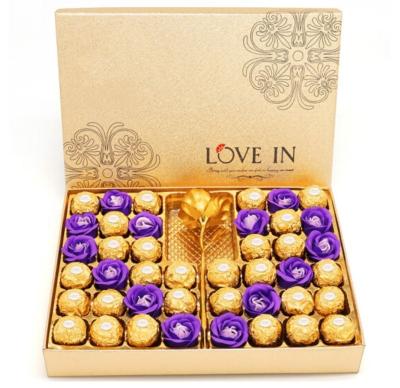 China Modern Design Recyclable Economic Packaging Cardboard Custom Closure Magnetic Gift Boxes With Logo for sale