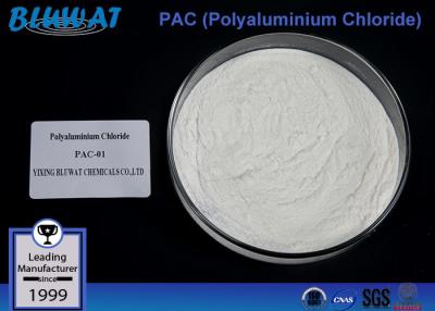 Chine Chlorure blanc de polyaluminium pour boire l'eau effluente industrielle de piscine de l'eau potable à vendre