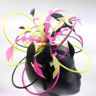 China 15x30cm Feather Fascinator Headband , Stripped Coque Flower Feather Headband for sale