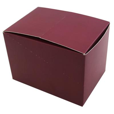 China Eye-Catching Cosmetic Packaging Box with Unique Foil Stamping Embossing and Lamination Design for sale