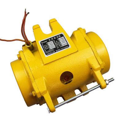 China Impact Concrete Manufacturers Directly Sell 380V 1.5kw 2.2kw High Frequency Variable Frequency Concrete Vibrators for sale