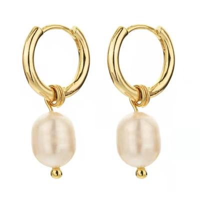 China Real CLASSIC elegant base brass gold plated earring party jewelry pearl hoop earring hoop earrings for sale