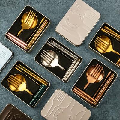 China Sustainable Design Split Screw-on Spoons Folding Spoon Cutlery Set Portable Chopsticks Knives Pocket Cutlery Set for sale