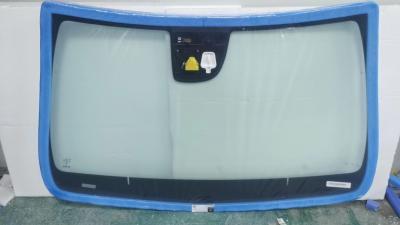 China OEM Front Windshield Auto Glass For Mercedes Benz GLA200 W156 With deceleration function for sale