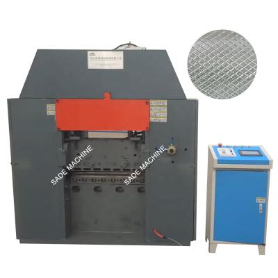 China Building Material Stores High Speed Expanded Metal Mesh Machine , Expanded Metal Mesh Making Machine for sale