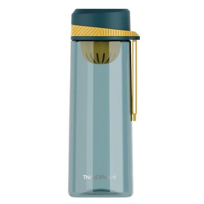 China Sustainable PBA Space Free Tritan Plastic Water Bottle With Tea Infuser for sale