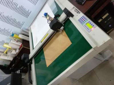 Cina LED light box engraving machine production cutter in vendita