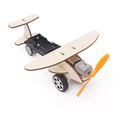 China DIY Secience Project and Educational Kids DIY Assemble Wooden Gliding Plane Floor Rolling Toy for sale