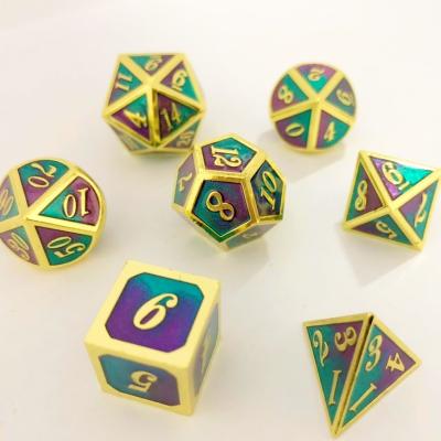 China DND plays high quality durable using various unique polyhedral metal dies from Olain set plastic dies. carrot dies for sale