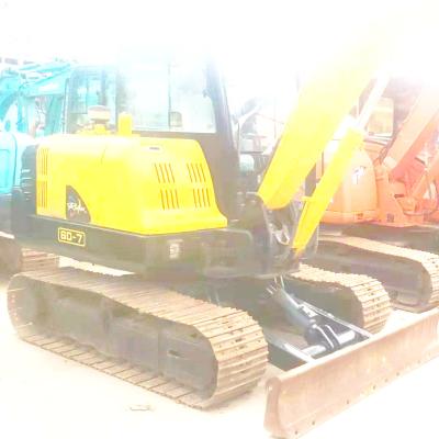 China Construction works Originally made in South Korea Hyundai 60-7 6 ton small size used second hand hydraulic excavator with hammer breaker part for sale