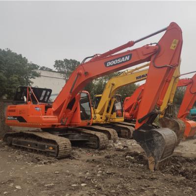 China Construction works 100% imported from South Korea Doosan DH220-9 medium used hydraulic pump excavator for sale