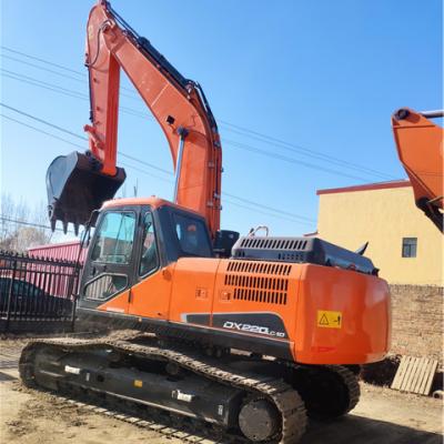 China Construction works 100% imported from South Korea Doosan DH220-9 medium used hydraulic pump excavator for sale