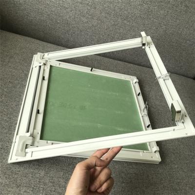 China El acceso de la mampostería seca del tablero de yeso artesona 300x300m m PVDF que cubren pre pintados en venta