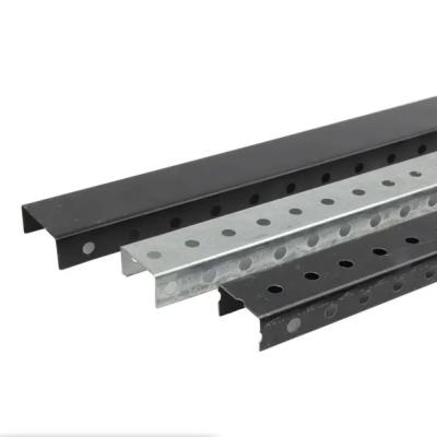 China C formó la quilla universal de los accesorios perforados del techo suspendido en venta