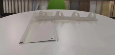 China grueso de aluminio de la pantalla 0.5m m del techo B del metal de 200x3000m m en venta