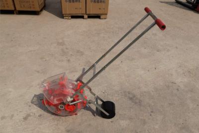 China Superfície manual de jardinagem pequena portátil do revestimento do poder da máquina de semear do milho das máquinas à venda