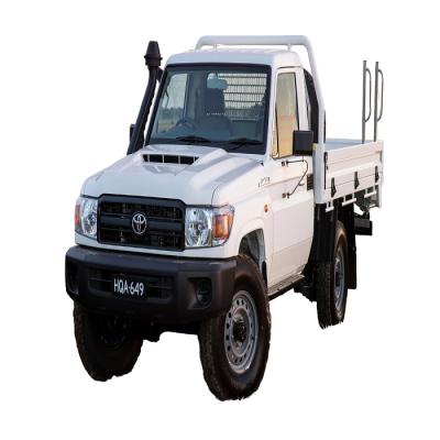 China Leather 2005 Used Car Enough For Toyottas Land Cruiser 4.5L SUV Low Price for sale