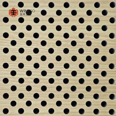 China milieuvriendelijke geluidsdempende panelen geperforeerd akoestisch paneel voor plafond en muur Te koop