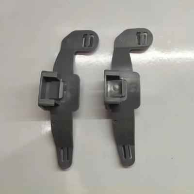 中国 保証された品質 プラスチックインジェクション模具部品 2 穴 S136 鋼 オーダーメイドOEM模具 販売のため