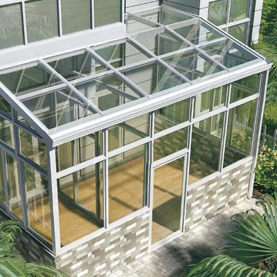 Κίνα Beautiful Garden Conservatory Roof Tempered Glass Cheap Price Double Hipped Design Prefab Winter House Garden προς πώληση