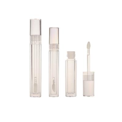 China Plastik-PETG leeres rundes Lipgloss-Rohr Luxus-4ml 6ml freien Raumes mit Bürste zu verkaufen