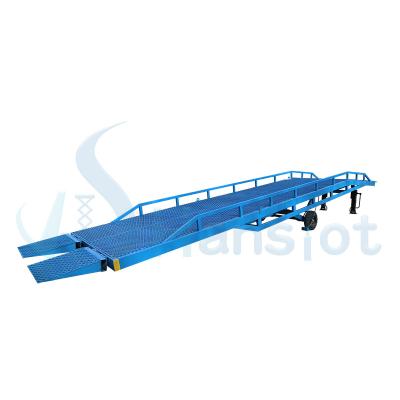 China Warehouse Cargo Loading Movable Portable Heavy Duty Dock Leveler Loading Ramps Yard Trailer Ramp 8tons for sale