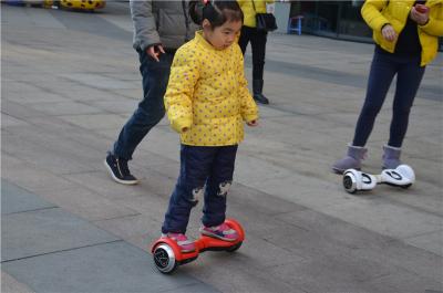 China Teenager Mini Self Balancing Scooter Skateboard With 2 Wheels for sale