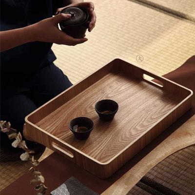 China Sustainable Simple Wind Round Wooden Serving Tray With Large Capacity And Handle for sale