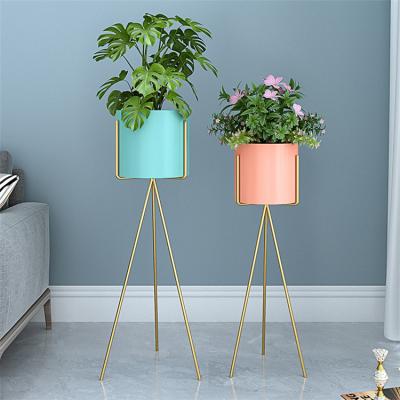 China Modern Nordic Manufacturers Mini Cute Indoor Bulk Metal Wholesale Cheap Small Succulent Planters Plant Flower Pots For Balcony for sale