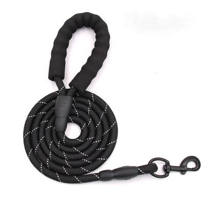 China New Product Thoughtful Exit Walking Around The Pet Supplies Puppy Pad Traction Rope Dog Leash Thoughtful for sale