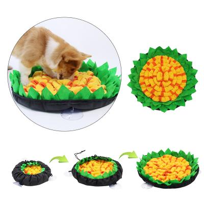 China Viable Felt Cloth Dog Lounger Dog Treat Dispenser Indoor Outdoor Dog Nose Mat for sale