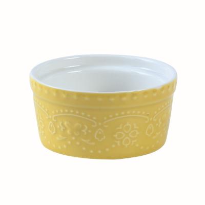 China Disposable Wholesale French Pudding Ramekins Emboss White Color Ceramic Soufflé Bowl Dish For Sale for sale