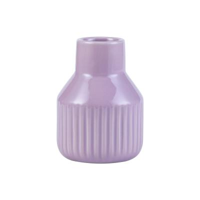 China Hot Selling Viable Small Modern Ceramic Flower Craft Decorative Tabletop Vases For Home Decor for sale