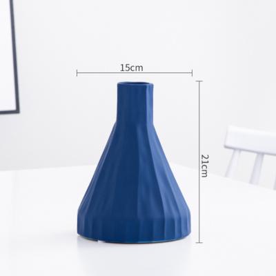 China Viable Wholesale Modern Ceramic Matte Color Bud Flower Vases For Homeware for sale