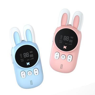 China Children's Walkie Talkie 22 Channels Handheld Transceiver 2 Way Radio Gifts With LCD Flashlight 3 KMs Chain Backlit Gift Toy For Girl boy outside for sale