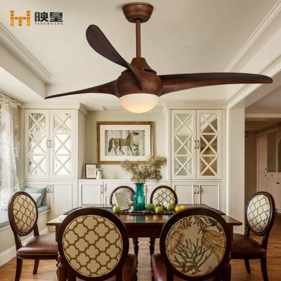 China 52 Inch Classic ABS Plastic Blades Indoor Outdoor Energy Saving Remote Control Smart Ceiling Fans With Lights for sale