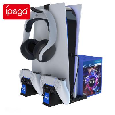 China IPEGA-The latest PS5 durable multifunctional dock, fast charging, two handles at the same time, smart charging dock for sale